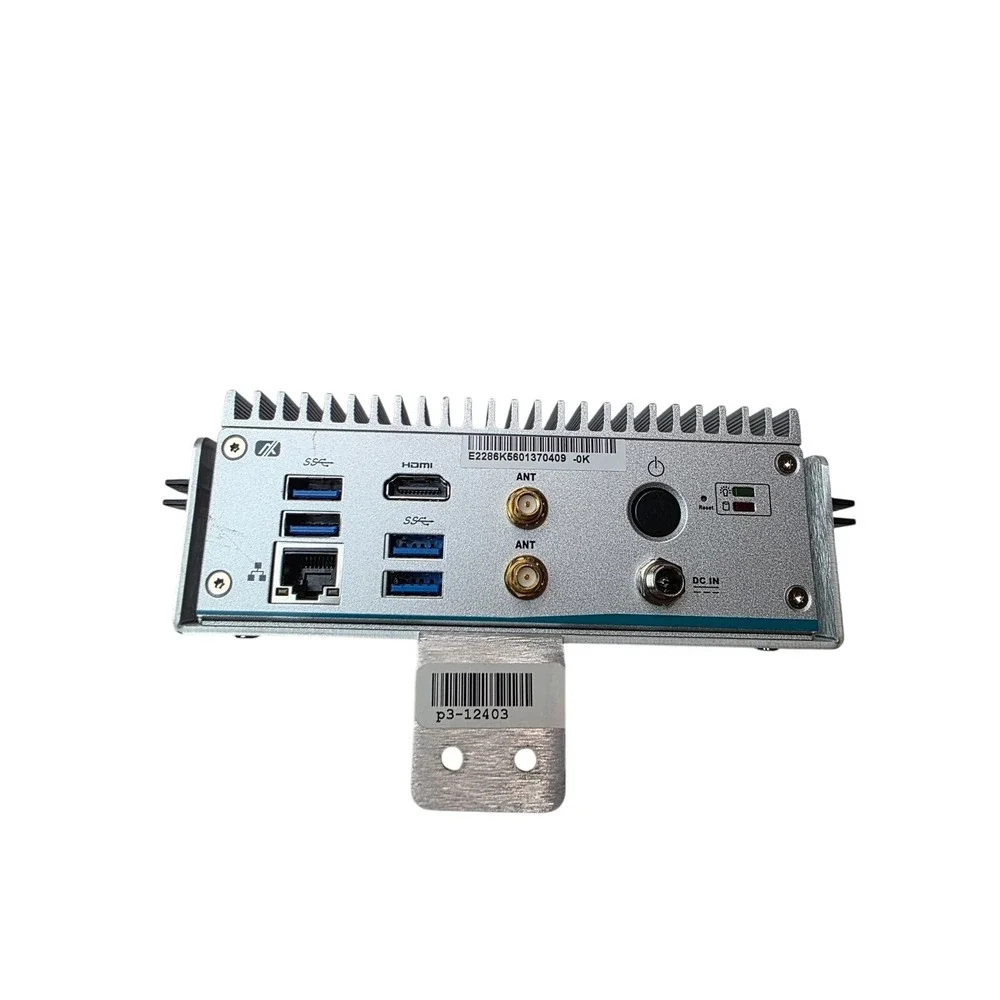 Industrial Fanless Mini PC 37-000167-00 REV A 4x USB 3.0 HDMI Ethernet Silver H1